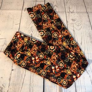 LuLaRoe Pinwheel Leggings NEW OS